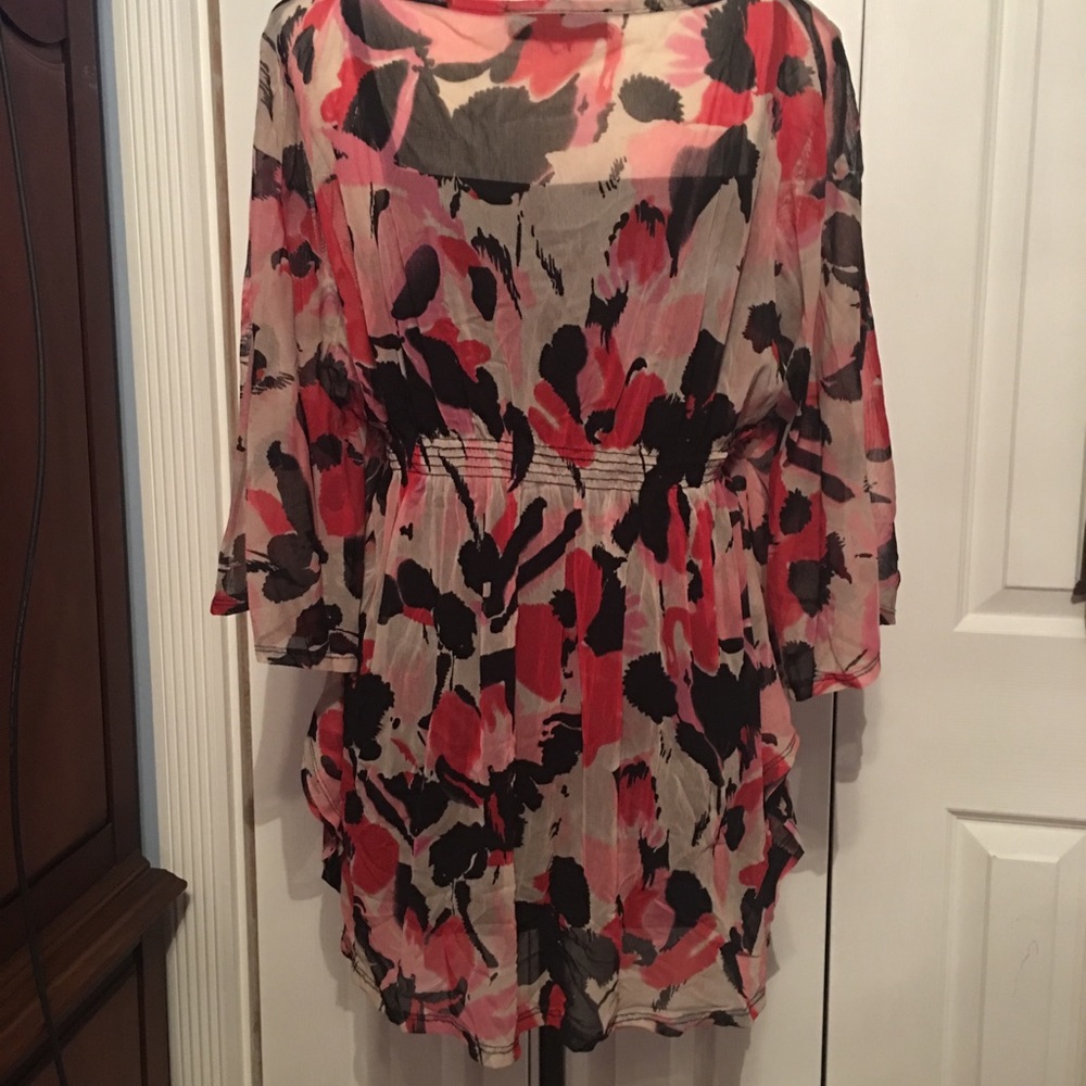 Flowy tunic - Picture 2 of 3